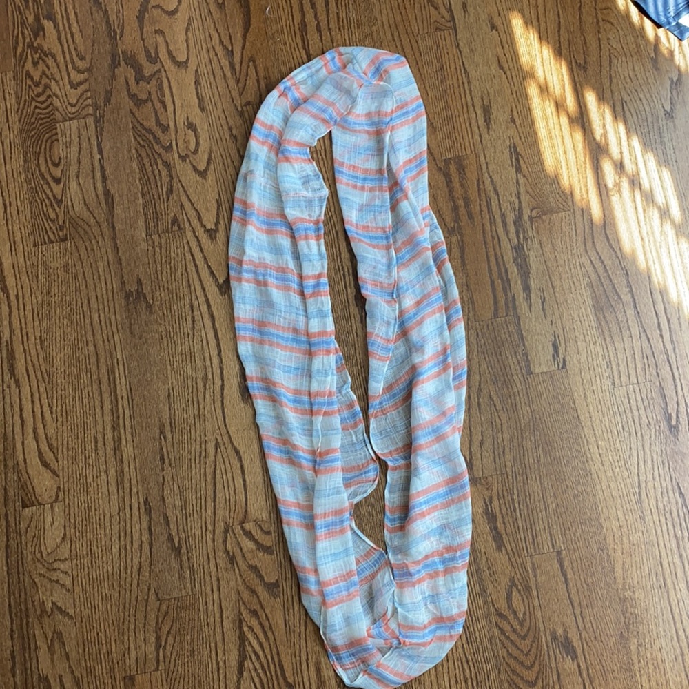 Lightweight Scarf Wrap-Around - image 3